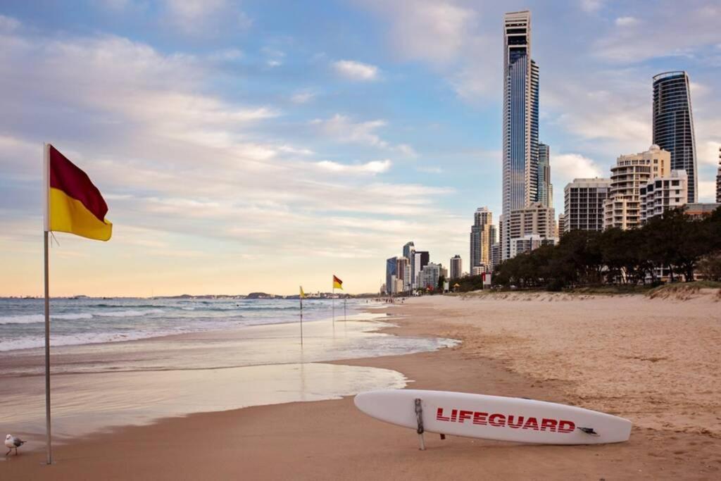 Surfers Paradise Self Contained 1 Bed Unit Gold Coast Buitenkant foto